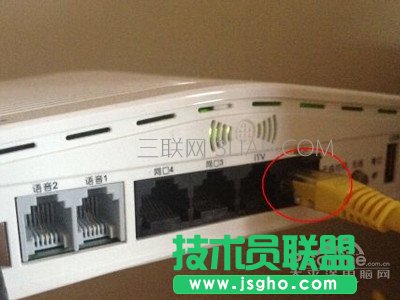 華碩筆記本進(jìn)pe藍(lán)屏怎么辦 三聯(lián)